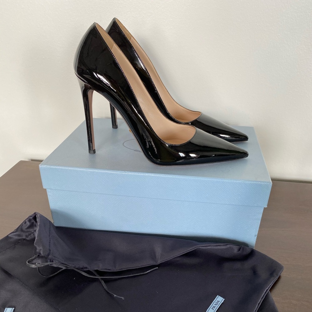 Authentic Prada patent leather pumps